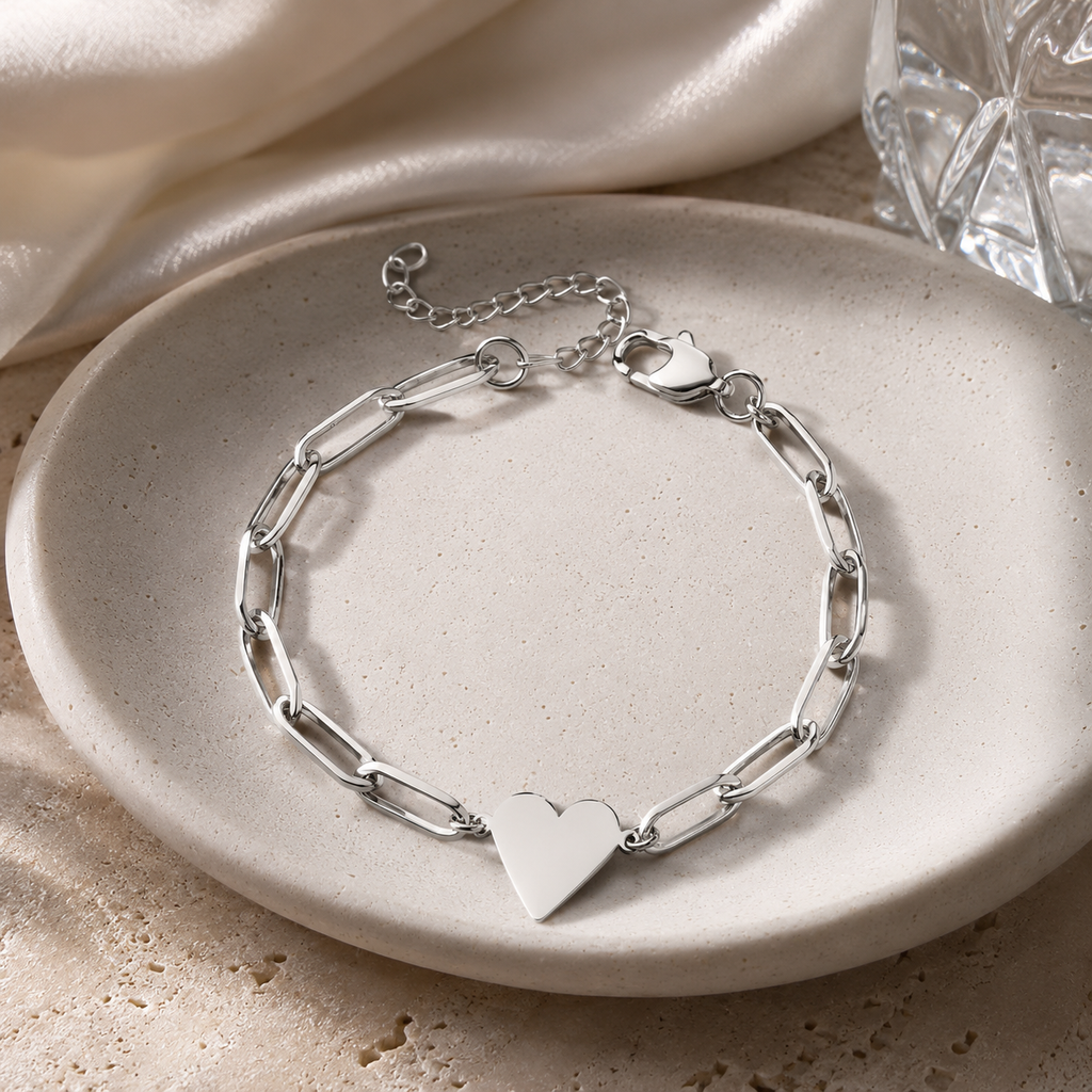 Subtle Heart Bracelet