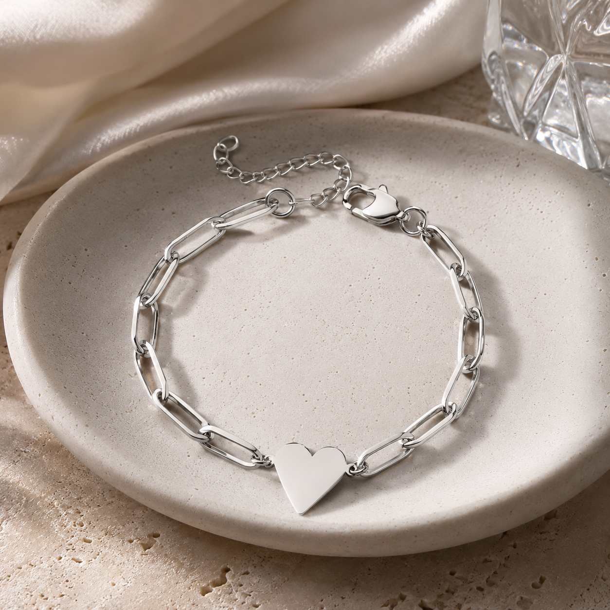 Subtle Heart Bracelet